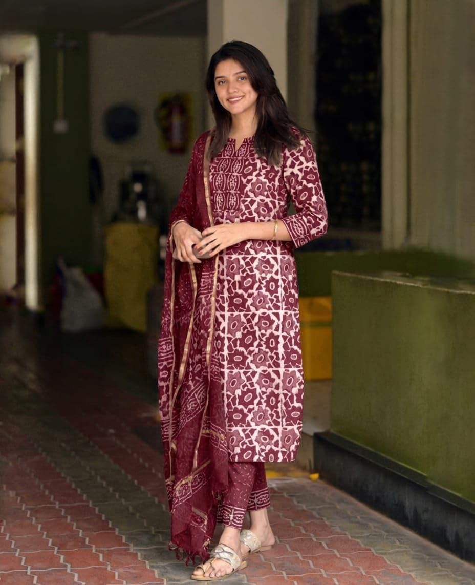 Women's Printed Kurta, Pant and Dupatta Set - Maroon - Image 6