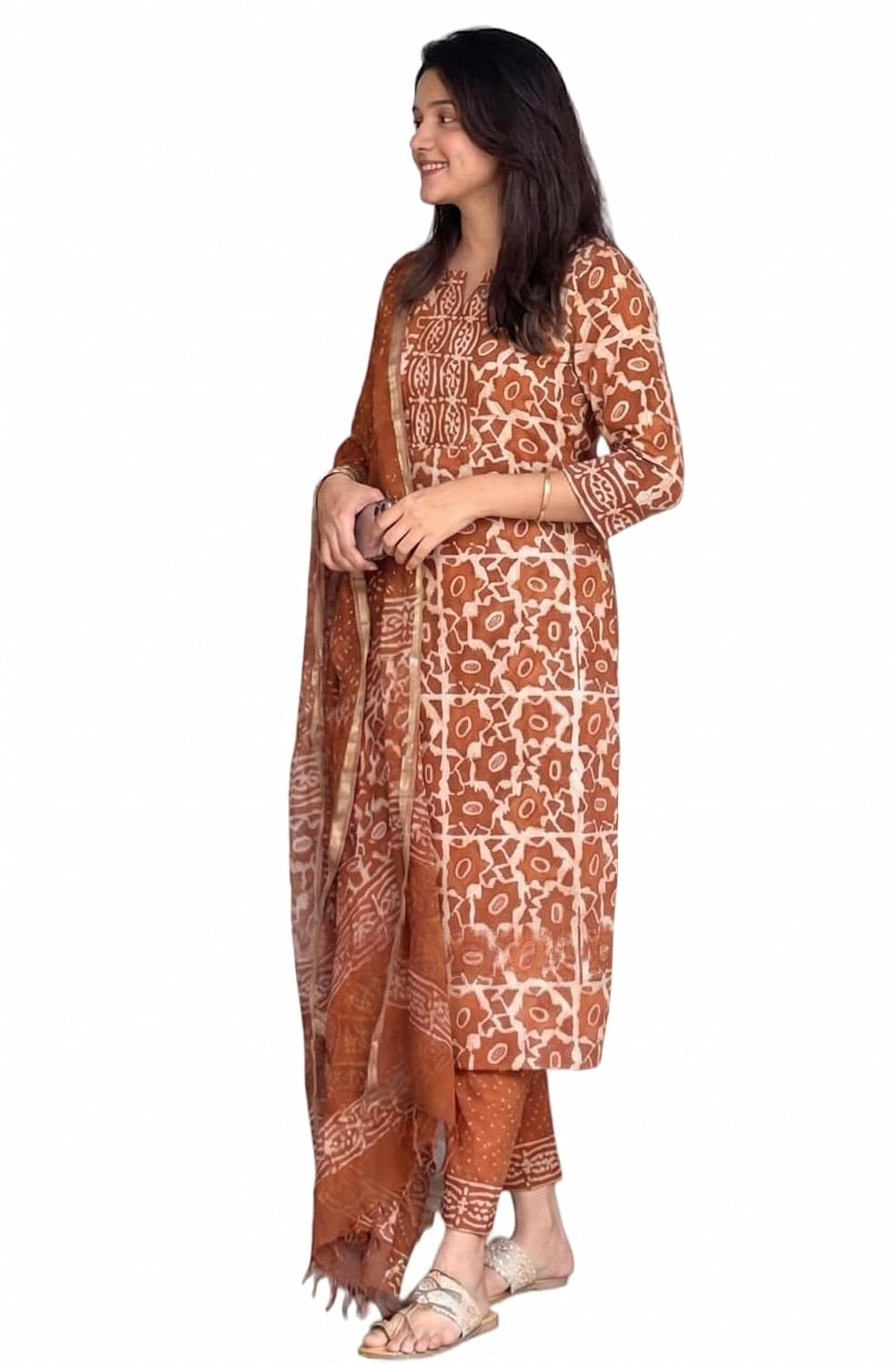 Women's Printed Kurta, Pant and Dupatta Set - Maroon - Image 26