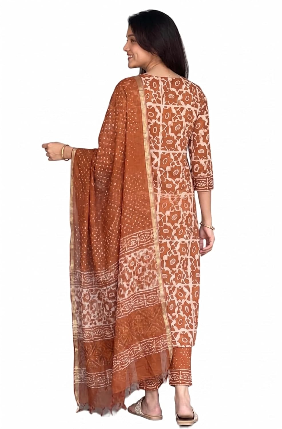 Women's Printed Kurta, Pant and Dupatta Set - Maroon - Image 27