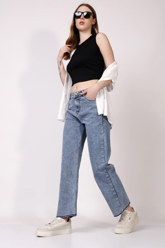 Women's Relaxed Baggy Jeans - Light Blue - Image 24