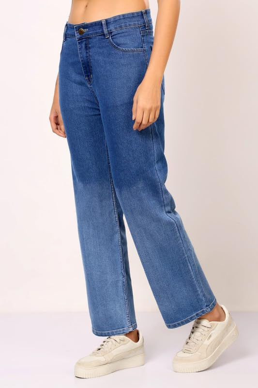 Women's Relaxed Baggy Jeans - Light Blue - Image 31